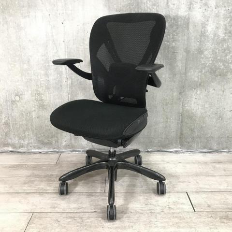 レア/希少/大人気　 ■イナバ（Inaba）製　エクセアチェア（Xair）　肘付ハイバック　背面メッシュ　■固定肘　ランバーサポート付　■ブラック　※キズ有