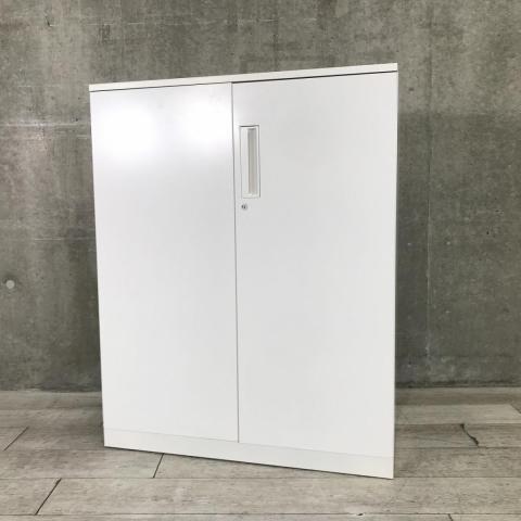 ■コクヨ(KOKUYO)製　■エディア(EDIA)シリーズ　■両開き書庫　■ローキャビネット　■H1120㎜　■天板・ベース付き　■ホワイト　■シリンダー錠　■オススメ/大人気/定番商品　【弊社使用欄：A01043252】【SN】