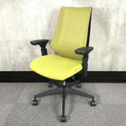 【二重フレーム構造がもたらすしなやかで美しい背もたれ機能!簡易操作で自分に合った姿勢をサポート!】■コクヨ(KOKUYO)製 デュオラ(Duora) 肘付ハイバック ■背面メッシュ ■可動肘 ■ランバー付【A01001760】【IB】