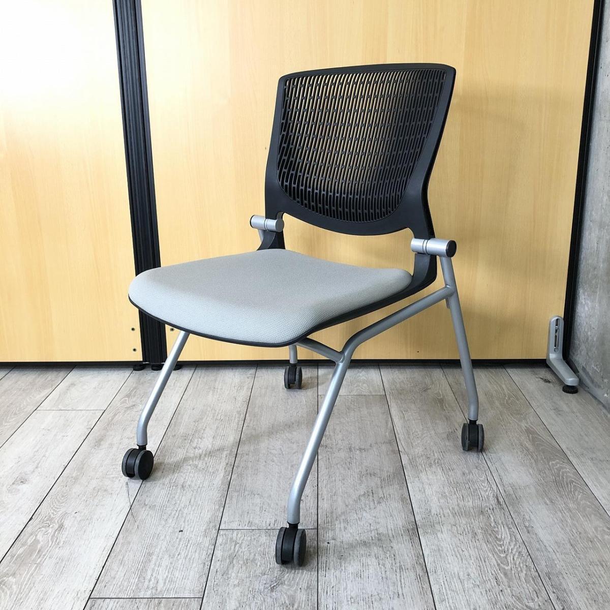 【スリット構造のシェルがワーカーを軽やかに受け止める！】■オカムラ（okamura）製　グラータ (Grata)　肘無しミーティングチェア　ネスティングチェア　■座面：グレー×背面樹脂ブラック【入替セールにつき40%OFF！】
                        グラータチェア
                                    中古
            