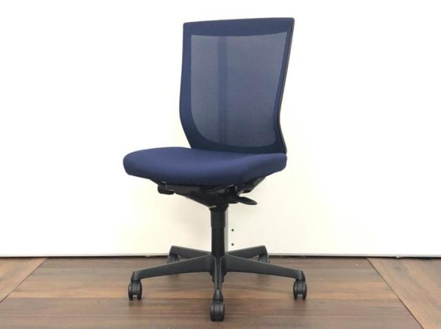 【中古】エスクードメッシュ  オカムラ（okamura） 肘無ハイバックチェア