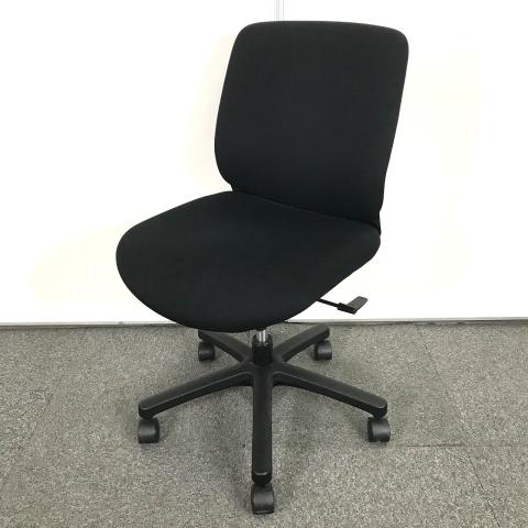 【中古】トルテR KZ-240GB-T1T1 イトーキ（ITOKI） 肘無ローバックチェア