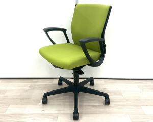 ■Okamura/オカムラ　■エスクードチェア　（ESCUDO）　■グリーン（グリーン）■ローバック　■肘付き/サークル肘　■ランバー付　■オススメ/人気/定番商品　【弊社使用欄：A01044621】