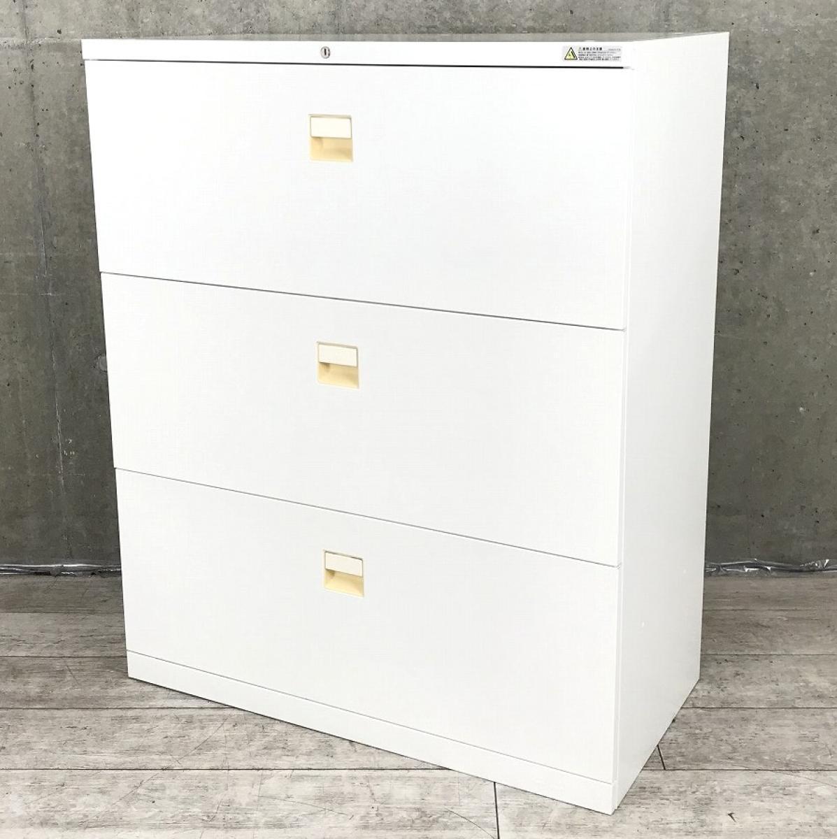 【博】オカムラの3段ラテラル書庫【３S/ホワイト色※鍵付き】
※【博多店在庫品※在庫確認必要：南店でもご案内が可能です】
                        3S 書庫
                                    中古
            