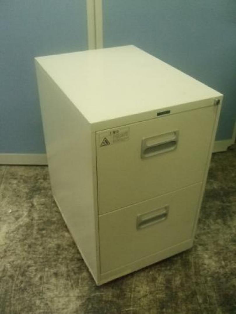 ナイキ製ファイルキャビネット
                                    中古
            