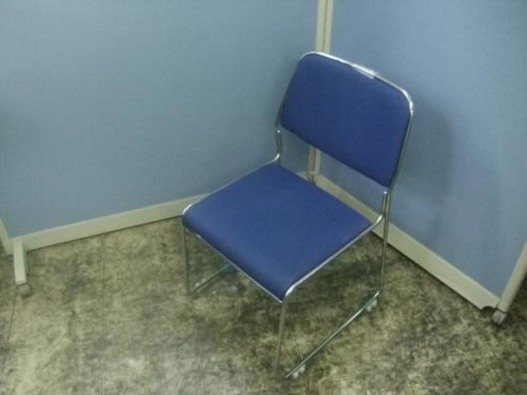 スタックチェア【会議チェア】
                                    中古
            