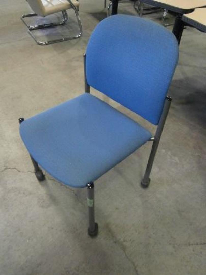スタッキングチェア【ウィンターセール】【会議チェア】
                                    中古
            