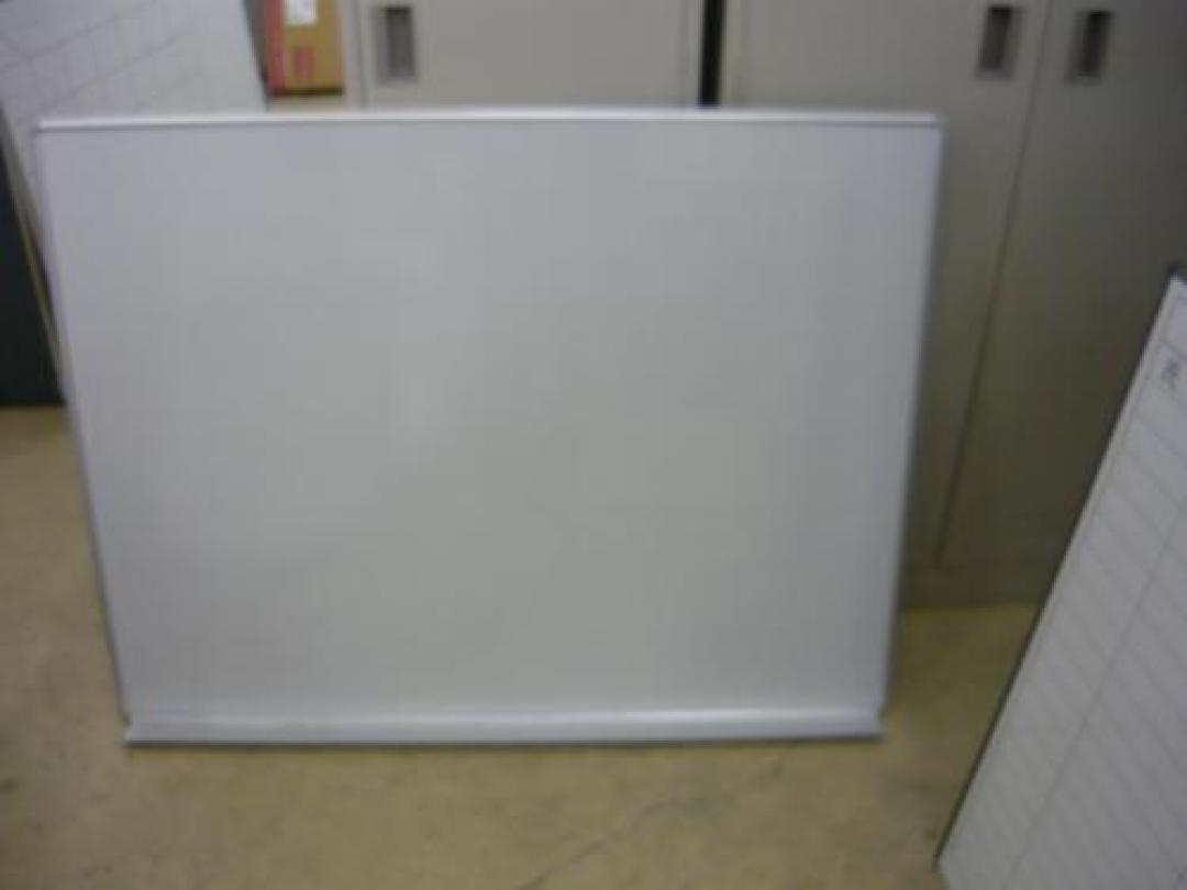 壁掛　ホワイトボード　無地　<a href=http://www.officebusters.com/shop_showsai/fukushima.php>◆大阪福島店単独キャンペーン実施中◆</a>
                                    中古
            