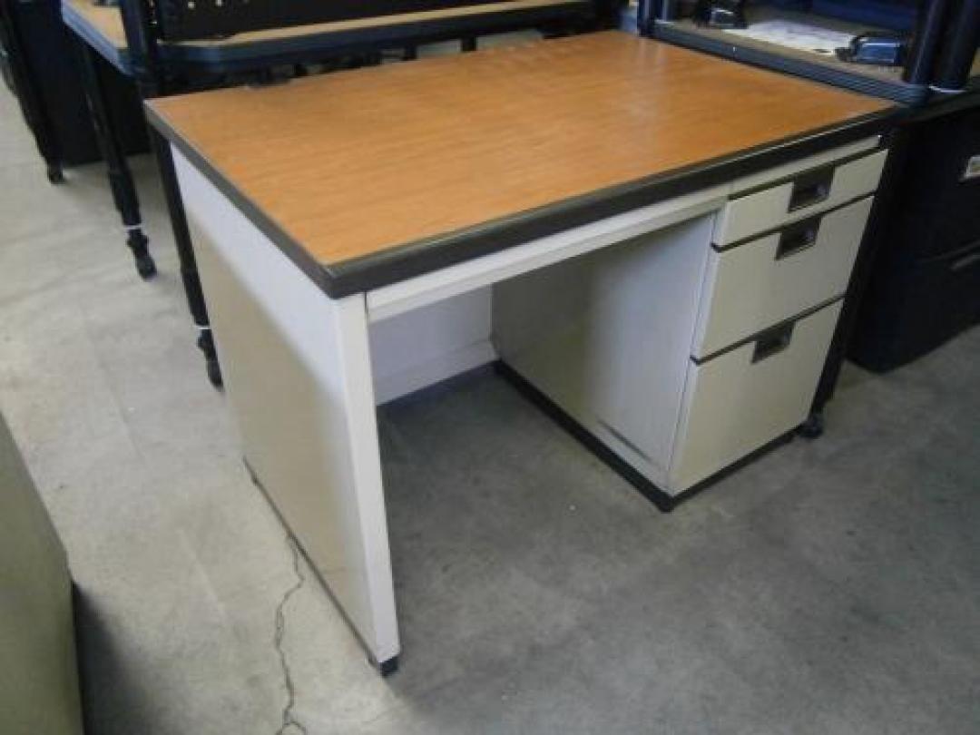 片袖デスク
                                    中古
            