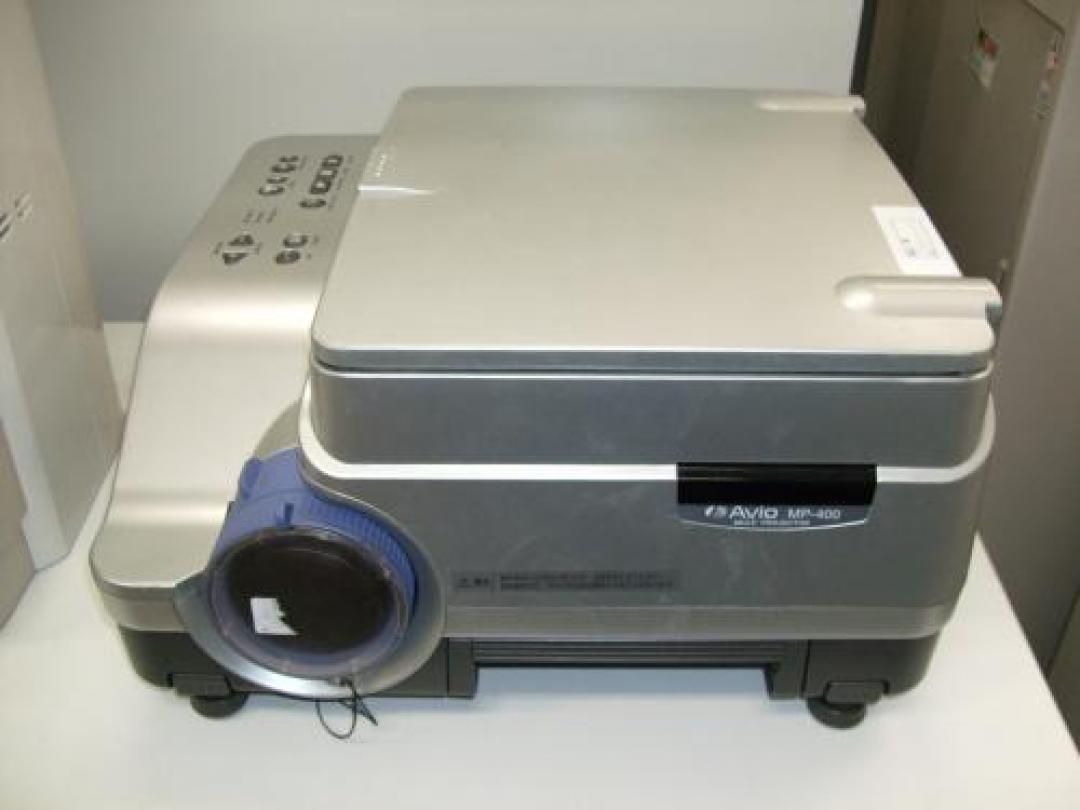 自立式モバイルスクリーン
                                    中古
            