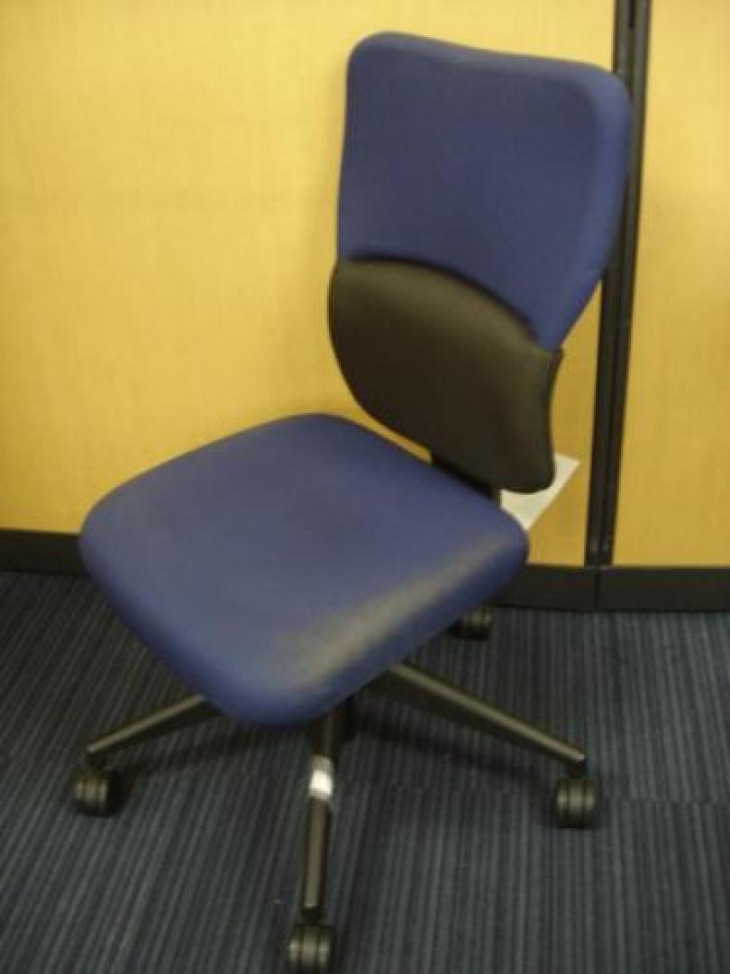 【上下昇降不良のため爆安！】steelcase レッツビーチェア【OAチェア】
                                    中古
            