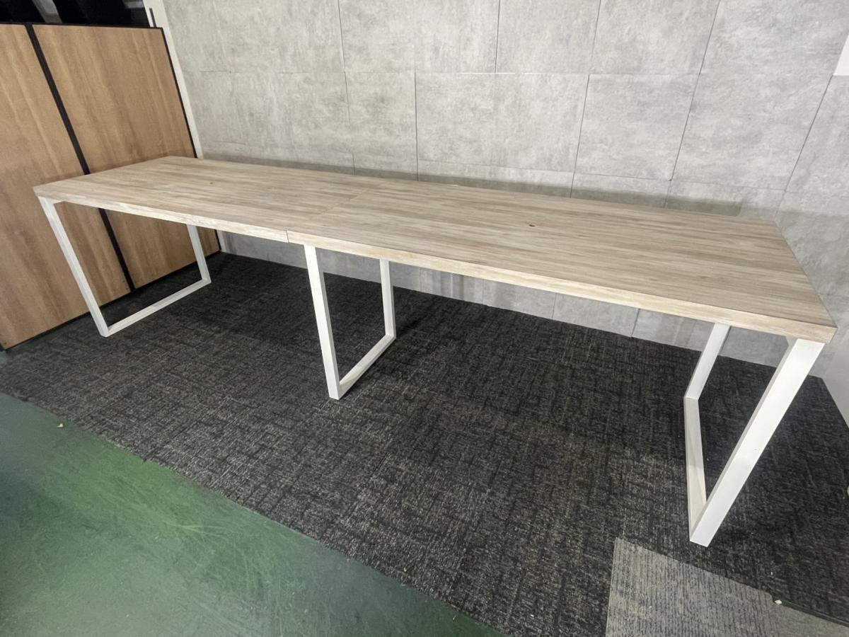 【倉庫在庫品】オカムラ製のハイテーブル【アルトピアッツァシリーズ】が限定1台ご案内可能です！＊福岡市拠点の「オフィスバスターズ福岡南店」は、福岡はもちろん、岡山・広島エリアにも対応しています。中古オフィス家具・チェア・デスク・複合機など一式手配可能。各地に特化した在庫とワンストップ対応で、起業・移転・レイアウト変更にしっかり対応し、岡山・広島でも安心の選択肢をご提供します。＊/ 天神
                        Alt Piazza（アルトピアッツァ）
                                    中古
            