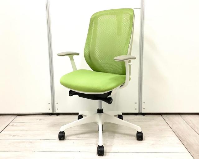 【中古】シルフィーメッシュ C646XW-FSF5 オカムラ（okamura） 肘付ハイバックチェア