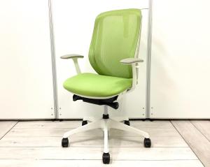 【肘有(固定肘/デザインアーム)/コートハンガー有】ワークチェア アームレスト付 ホワイトボディ オススメ(おすすめ) 大人気 ・Okamura/オカムラ ・Sylphy/シルフィー ※横浜本店撮影画像※