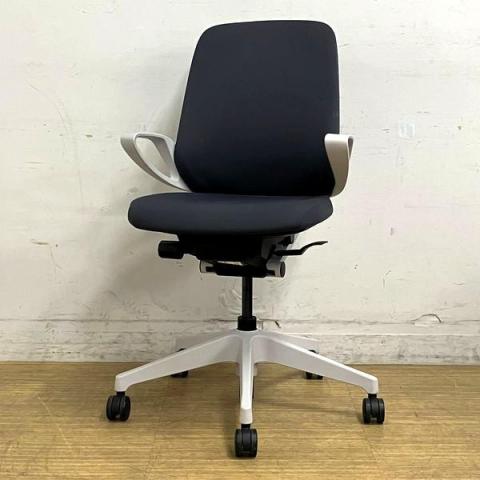 【中古】ノート KJ-146PV-GNW2 イトーキ（ITOKI） 肘付ローバックチェア