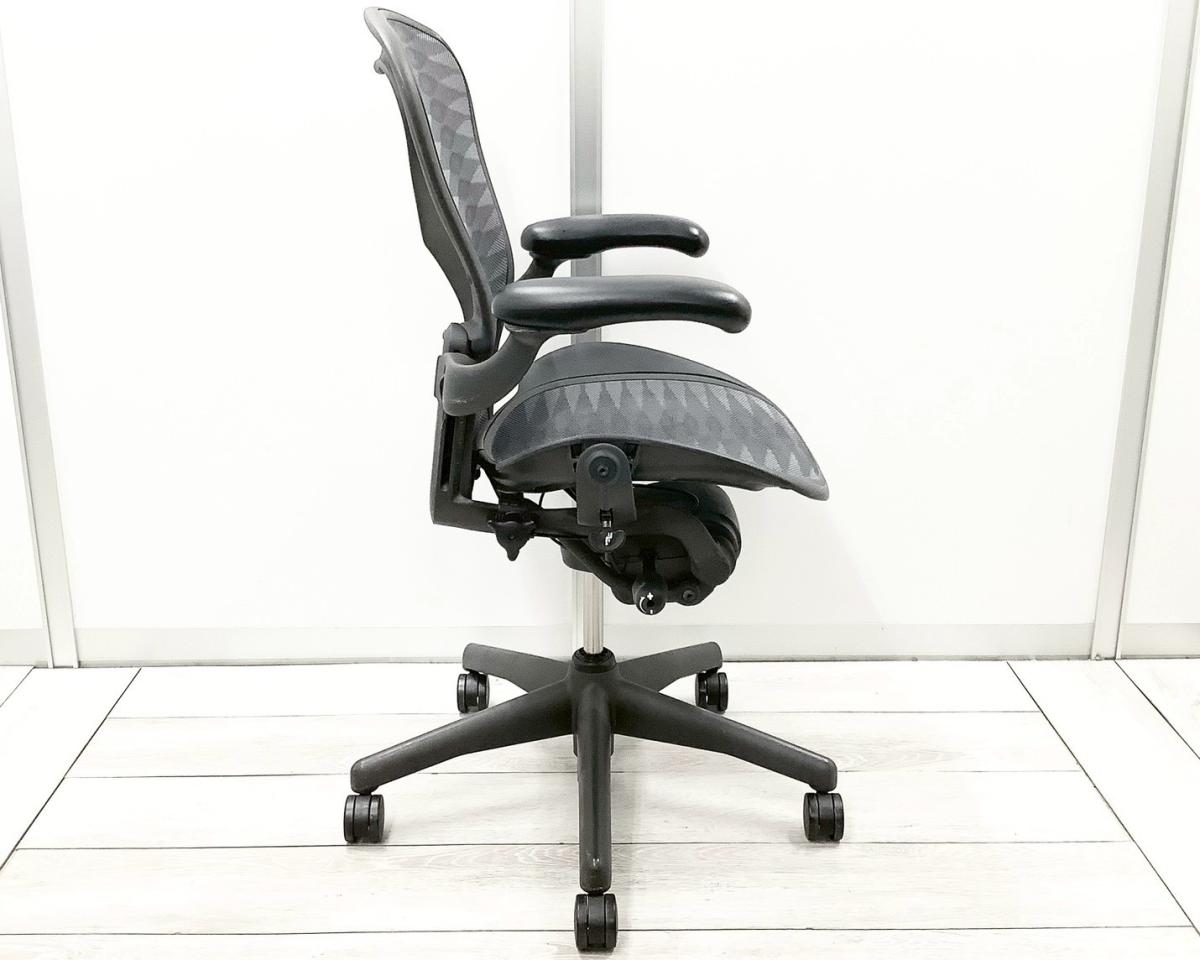 中古】アーロンチェア Herman Miller/ハーマンミラー 肘付ハイバック