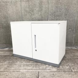 【オフィスの書類をスッキリ整理！】■イナバ製　TF　ローキャビネット　両開き　■ホワイト　■天板：ホワイト　ベース：グレー　■高さ670㎜タイプ　【弊社使用欄：A01045926】【HU】【関東倉庫在庫品】