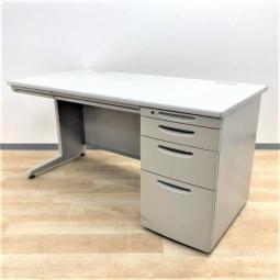 【関西倉庫在庫品】■オカムラ（okamura）製　SD-Vシリーズ　片袖机　幅1400㎜　■色：ライトグレー【オフィスの定番！　ワークスペース広々の幅1400㎜！　収納も充実で使いやすい！】