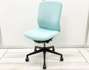 【在庫入替セール品】ミドルクラスの定番チェアが入荷！淡いカラーリングで爽快感抜群！おすすめの肘無チェア！
■内田洋行/クレネ/アクアブルー