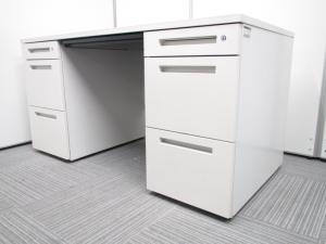 【あらゆる空間に調和するシンプルデザイン！両袖付きで収納量抜群！上長席にもおすすめ】■イトーキ（ITOKI）製　CZRシリーズ　両袖机　幅1400㎜　■ホワイト　■シリンダー錠