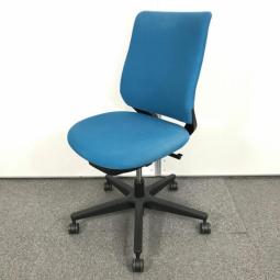 【9脚入荷！】【すっきりと上質なデザイン！快適な座り心地を実現するオフィスチェア！】■コクヨ（KOKUYO）　ミトラ2（Mitra2）チェア　肘無し　ローバック　ファブリックタイプ　■ターコイズブルー×ブラックフレーム