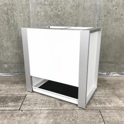 【オフィス・クリニック・商業施設・病院など様々な場所で活躍する玄関の必需品！】■プラス(PLUS)製　傘立て　アンブレラスタンド　4マス(2×2)　約16名用　■ホワイト【弊社使用欄：A01045828】