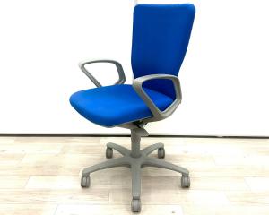 ■Okamura/オカムラ　■カロッツァ(Carrozza)チェア　■肘付き/サークル肘　　■ハイバック　■ブルー×グレーシェル　■オススメ/人気/定番商品　【弊社使用欄：A01044081】【SN】