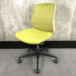 【A01004841】【デザイン性の高いコンパクトなメッシュチェア！リフレッシュスペースにもピッタリ！】■コクヨ（KOKUYO）製　シロッコシリーズ　　肘無ローバックチェア　■ライトオリーブ　■背面メッシュ　■ランバー付【IB】