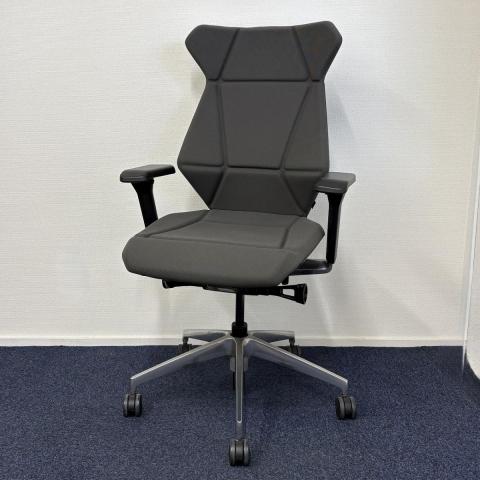 【中古】フリップフラップ アルミ KF-837GC-ZT　W2 イトーキ（ITOKI） 肘付ハイバックチェア