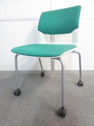 中古】 コクヨ/KOKUYO スタッキングチェア 71487 - 中古オフィス家具