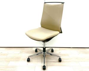 ■Okamura/オカムラ ■モードチェア (mode) ■ベージュ ■ハイバック ■肘無し ■クロスバックタイプ ■オススメ/人気/定番商品 【弊社使用欄:A01039083】【SN】