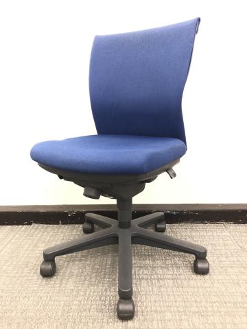 【中古】トレンザチェア  コクヨ（KOKUYO） 肘無ローバックチェア