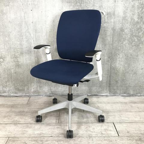 【中古】フルゴ  イトーキ（ITOKI） 肘付ハイバックチェア