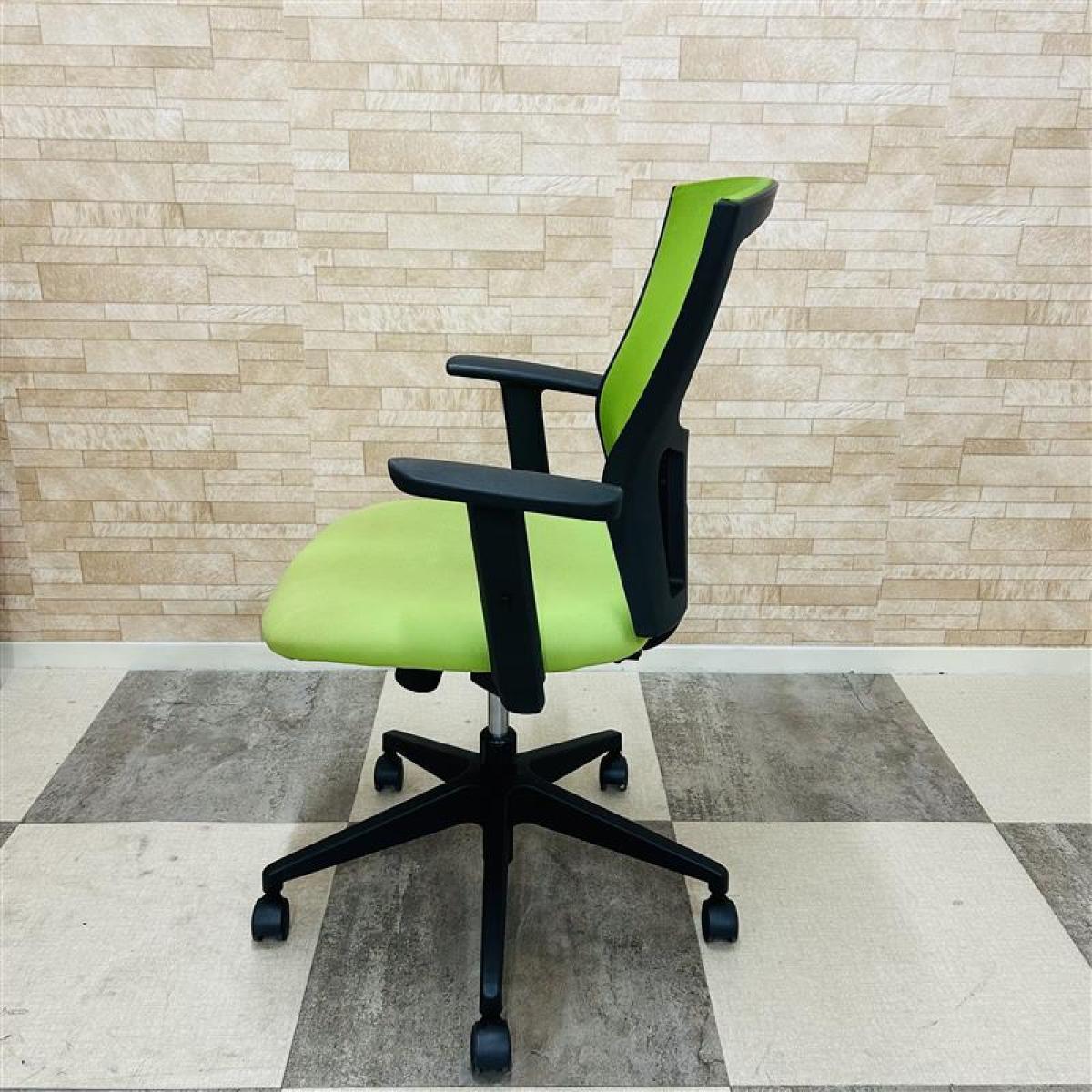 中古】サリダ（salida）チェア イトーキ/ITOKI 肘付ローバックチェア