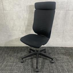 【姿勢の変化をサポート！操作レスで体格にマッチする定番チェア】■イトーキ（ITOKI）　エピオス（epios）　肘無し　エクストラハイバック（ヘッドレスト付き）　■ブラック 【T12】