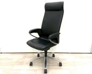 ■コクヨ(KOKUYO)製 フィロソフィーチェア(Philosophy) ■ブラック(black) ■肘付き ■エクストラハイバック ■サークル肘 ■本革【エア調整式ランバーサポート付】