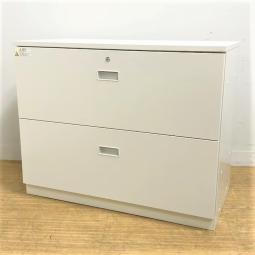 【珍しい2段ラテラルタイプ！】耐久性・機能性を兼ね備えたキャビネット！スペースにジャストフィットする引き出し型収納
■イトーキ/シンライン/ホワイト　シリンダー錠