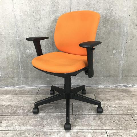 【中古】Presea KC-K56 SL プラス（PLUS） 肘付ローバックチェア