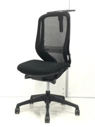 【西】～体にフィットする快適設計～【オカムラ】【シルフィー】【背面メッシュ】【ブラック】【チェア】【椅子】【イス】【事務椅子】【デスク】【机】【書庫】【書棚】【棚】【ラック】【収納】【格安】【安い】【メーカー】【レイアウト変更】【模様替え】【福岡オフィス家具】【福岡中古家具】【中古事務什器】【中古チェア】【中古椅子】