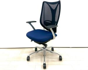 【在庫入替セール品】■Okamura/オカムラ　■サブリナ (Sabrina)　■ダークブルー　■肘付き/固定肘　■ハイバック　■背面/メッシュ　座面/布　■オススメ/人気/定番商品　【弊社使用欄：A01032640 K】
