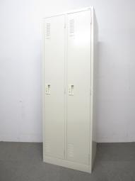【急な増員・スペース削減に！】◆プラス/LK　更衣ロッカー　2人　ホワイト　博多　天神《オフィスバスターズ福岡博多店は、福岡を拠点として、日本全国へ中古オフィス用品・オフィス家具を提供しております》