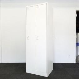 【オカムラ製！人気のホワイトカラーの更衣用ロッカーが入荷！】オカムラ製　FZシリーズ　2人用ロッカー　ホワイト　シリンダー錠　収納　コート　オフィス　更衣室　中古　格安　福岡　九州最大級《オフィスバスターズ福岡博多店は、福岡を拠点として、日本全国へ中古オフィス用品・オフィス家具を提供しております》