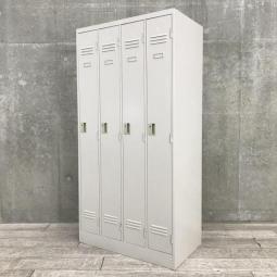 【限定1台のみ！イトーキ製の4人用更衣ロッカーが入荷！お求めの方はお早めに！】イトーキ製　J型シリーズ　4人用ロッカー　ホワイト　シリンダー錠　収納　コート　オフィス　更衣室　中古　格安　福岡　九州最大級《オフィスバスターズ福岡博多店は、福岡を拠点として、日本全国へ中古オフィス用品・オフィス家具を提供しております》