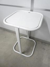 【受付台としてもオススメ！】■イトーキ　ＴＪシリーズ　電話台　W450×D450×H700mm　ホワイト　■様々な空間にフィットしやすいデザイン！【テレホンスタンド】