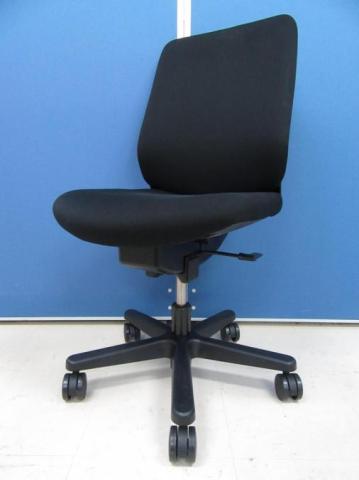 【中古】トルテチェア KZ-130GB-T1T1 イトーキ（ITOKI） 肘無ハイバックチェア