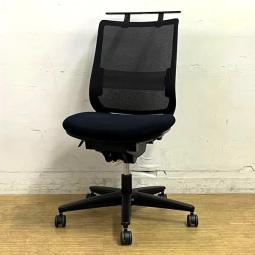 コクヨ　ミトラシリーズ　肘無しモデル　張地ブラック×フレームブラック　背もたれメッシュ　定番かつ人気のカラーリング　コートハンガー＆ランバーサポート付き