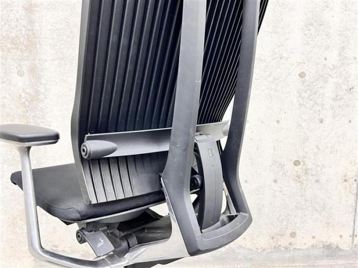 中古】スピーナチェア（エラストマー） イトーキ/ITOKI 肘付ハイバック