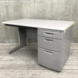 【収納も充実で使いやすい！幅1200㎜の定番人気サイズの片袖机！】■イトーキ(ITOKI)製　CZシリーズ　片袖机　W1200×D700×H720㎜　■色：ウォームライト　■シリンダー錠