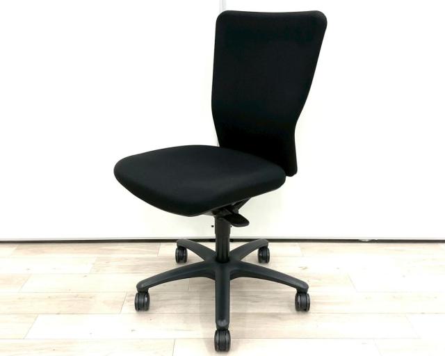 【中古】カロッツァチェア  オカムラ（okamura） 肘無ハイバックチェア