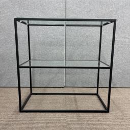 【西】～見せる収納で空間をアップグレード～【ラック】【棚】【ガラス】【フレームブラック】【チェア】【椅子】【イス】【事務椅子】【デスク】【机】【書庫】【書棚】【収納】【格安】【安い】【メーカー】【レイアウト変更】【模様替え】